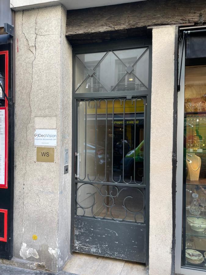 Appartement Paris - Louvre & Rivoli Экстерьер фото